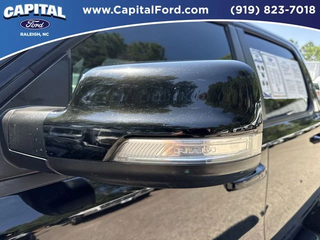 Used 2020 Black Ram Laramie image 12