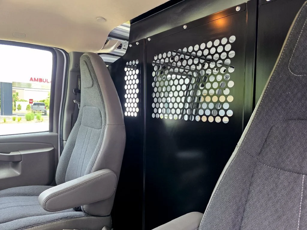 Used 2025 Summit White Chevrolet WT image 8