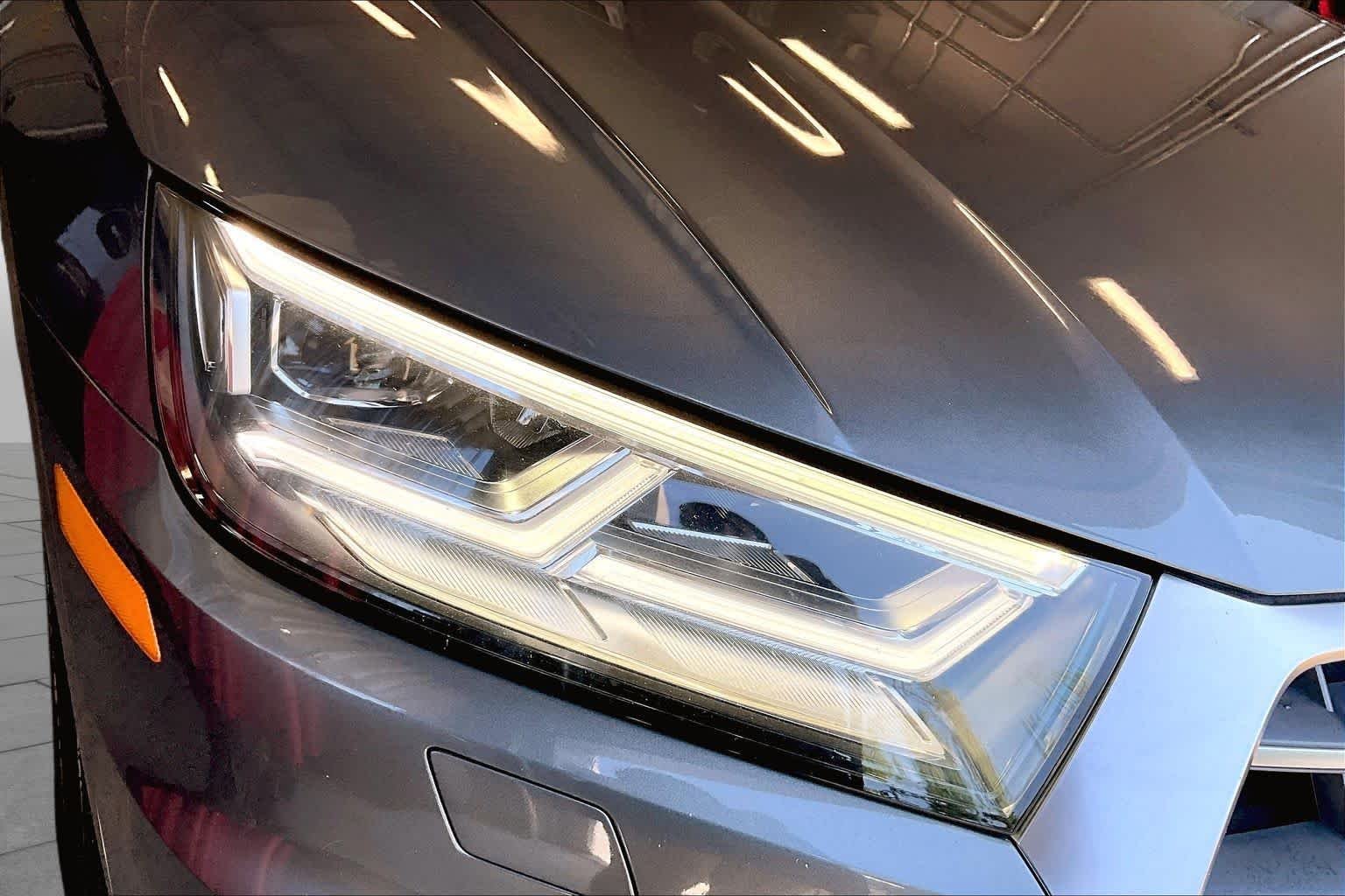 Used 2018 Monsoon Gray Metallic Audi Premium Plus image 27