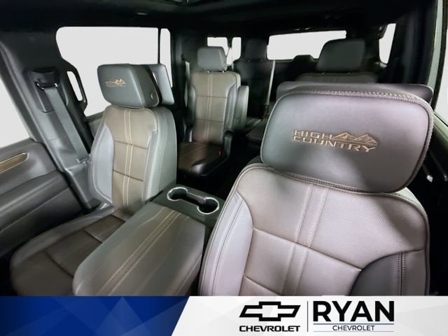 2026 Chevrolet Suburban High Country - Photo 22