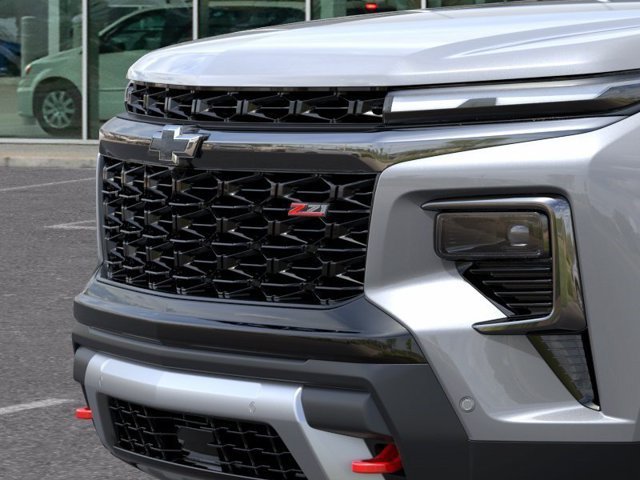 New 2027 Sterling Gray Metallic Chevrolet Z71 image 14