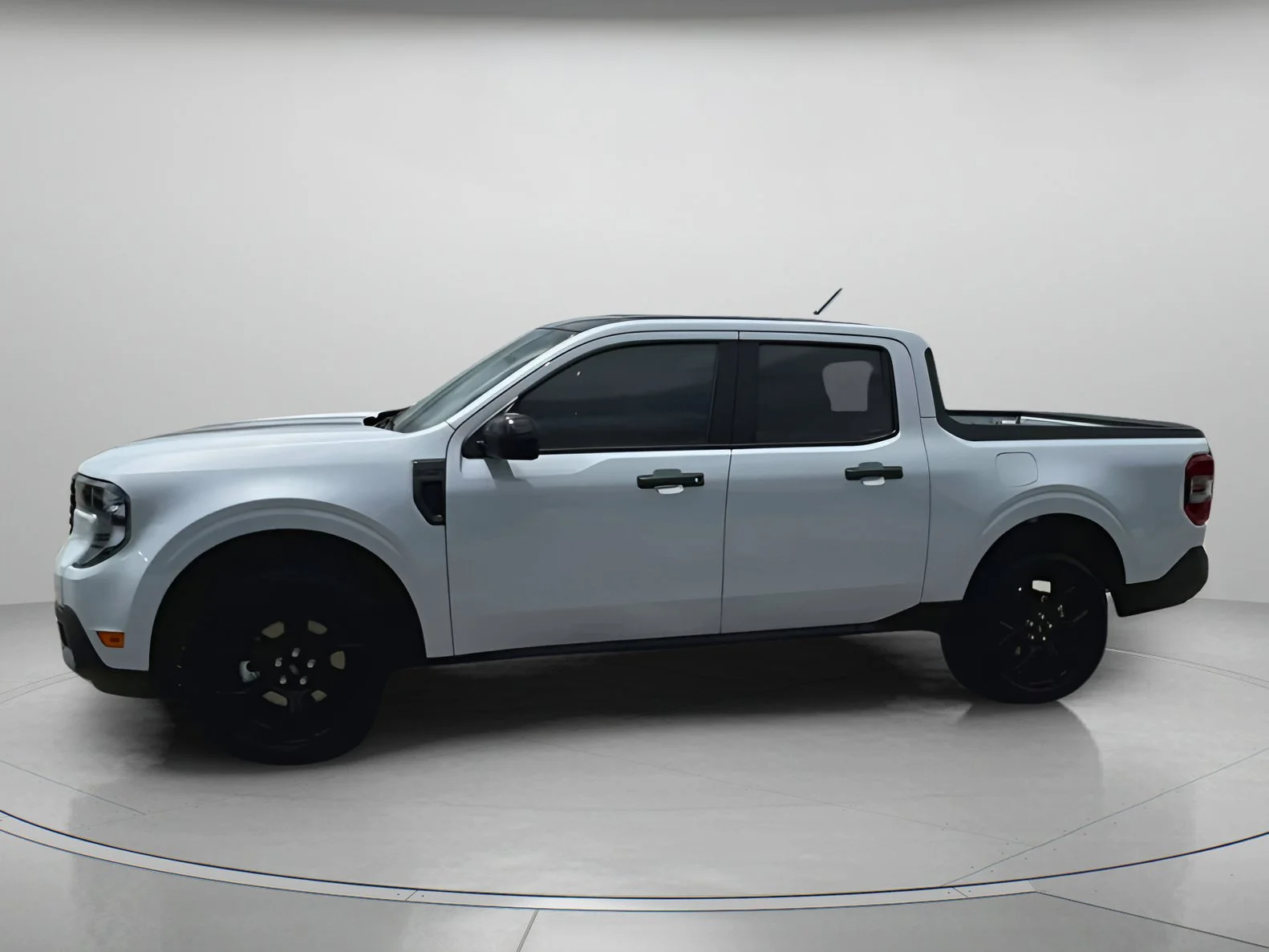 2025 Ford Maverick XLT - Photo 12