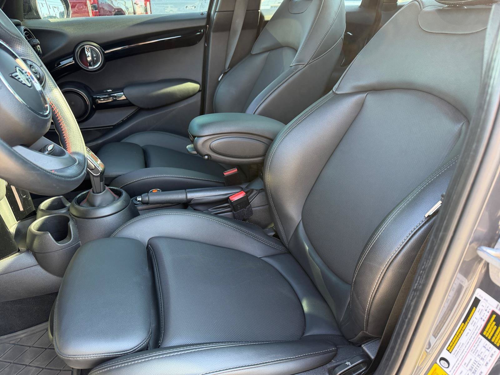 Used 2020 Gray Metallic MINI Signature image 11