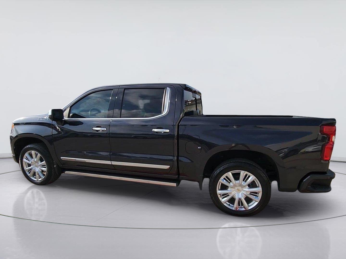2022 Chevrolet Silverado 1500 High Country - 5