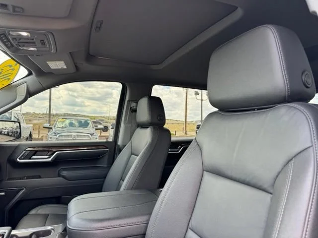 Certified Used 2025 Sterling Metallic GMC Elevation image 12