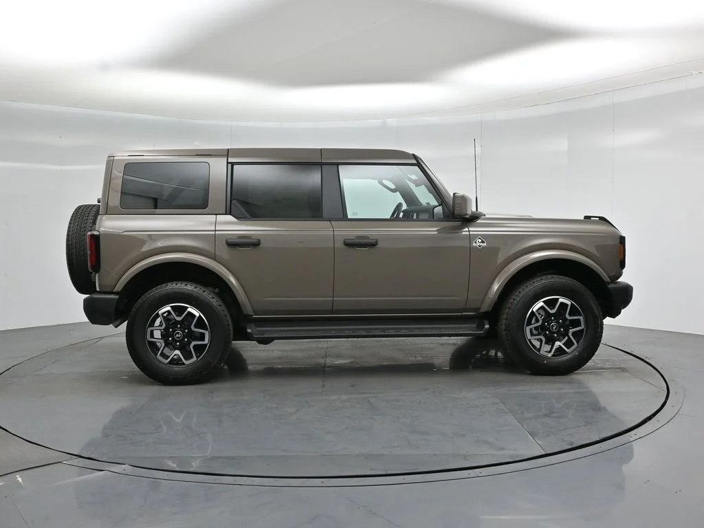 New 2026 Marsh Gray Ford Outer Banks image 25