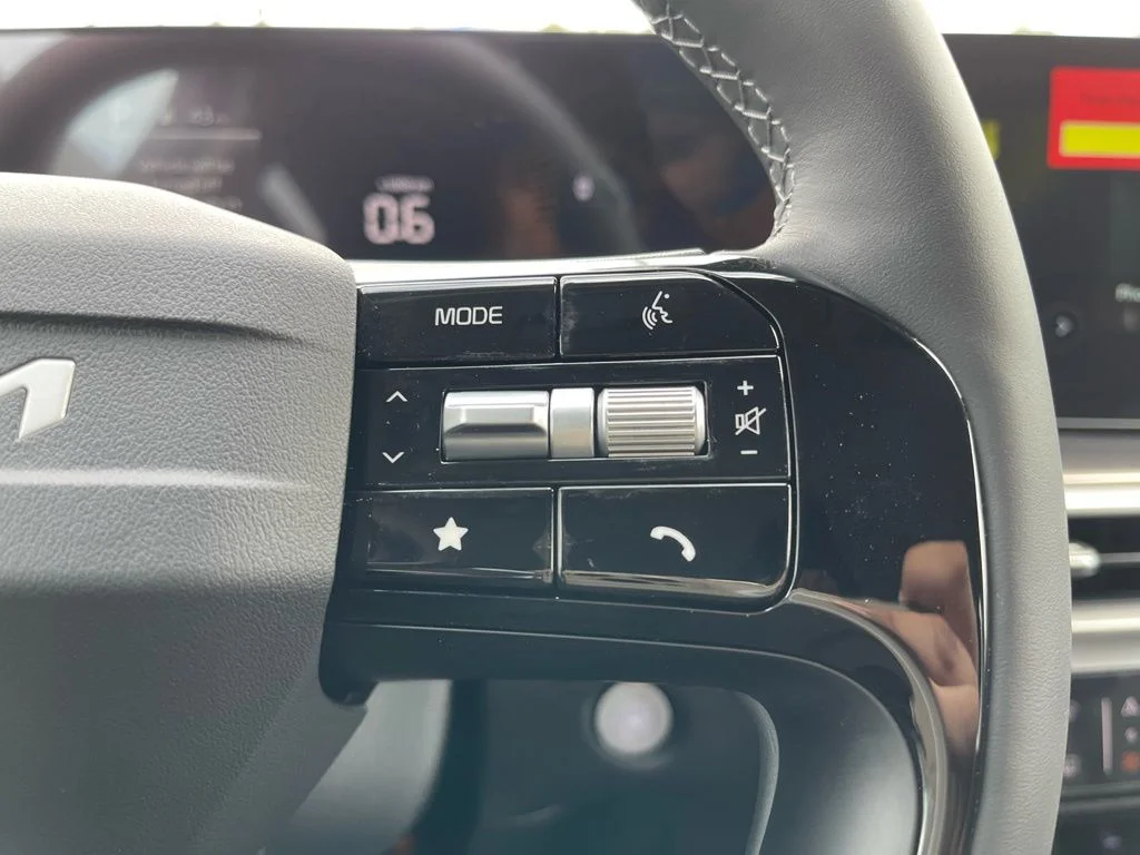 New 2026 White Kia LX image 24