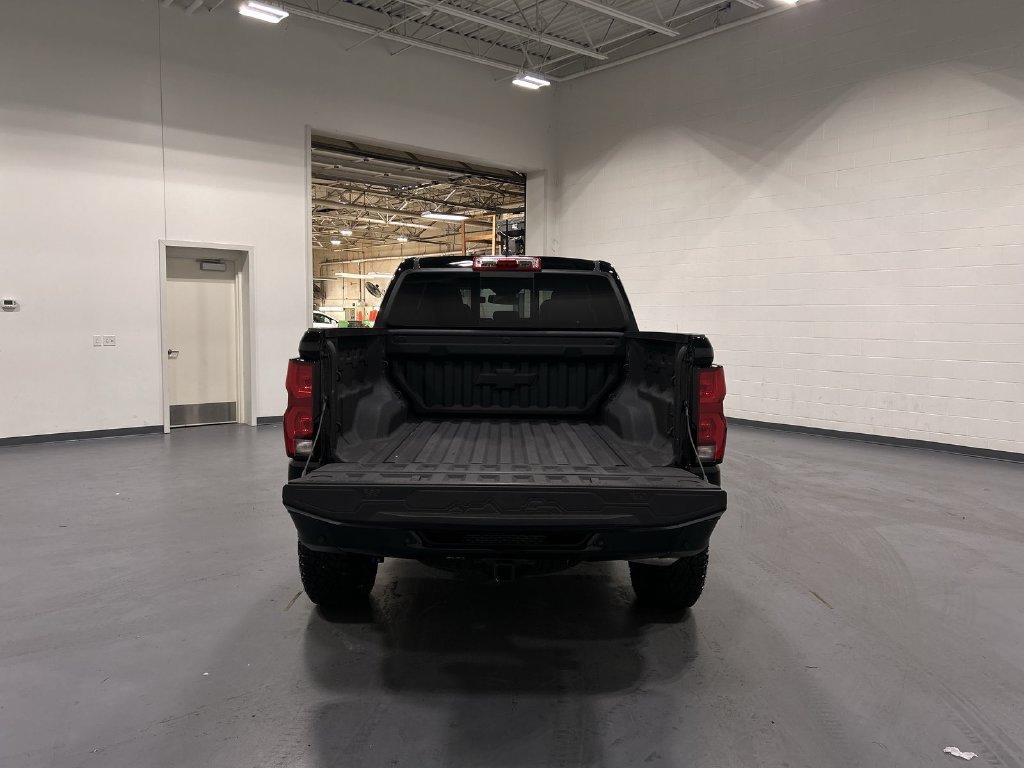 2026 Chevrolet Colorado ZR2 - Photo 21