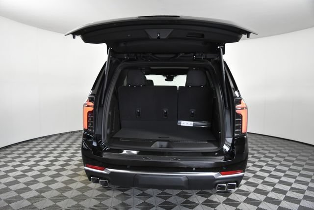 New 2026 Black Chevrolet High Country image 46