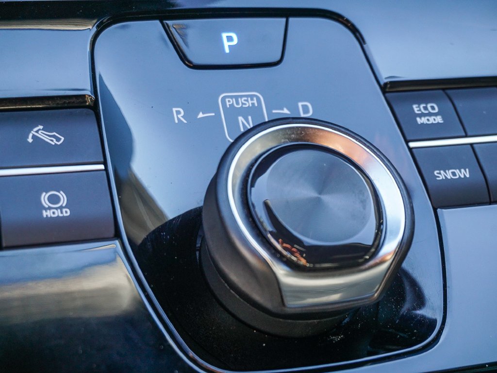 Used 2023  Toyota XLE image 22