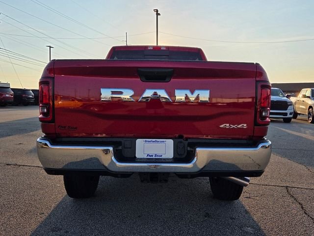 New 2026 Molten Red Pearl-Coat Exterior Paint RAM Tradesman image 10