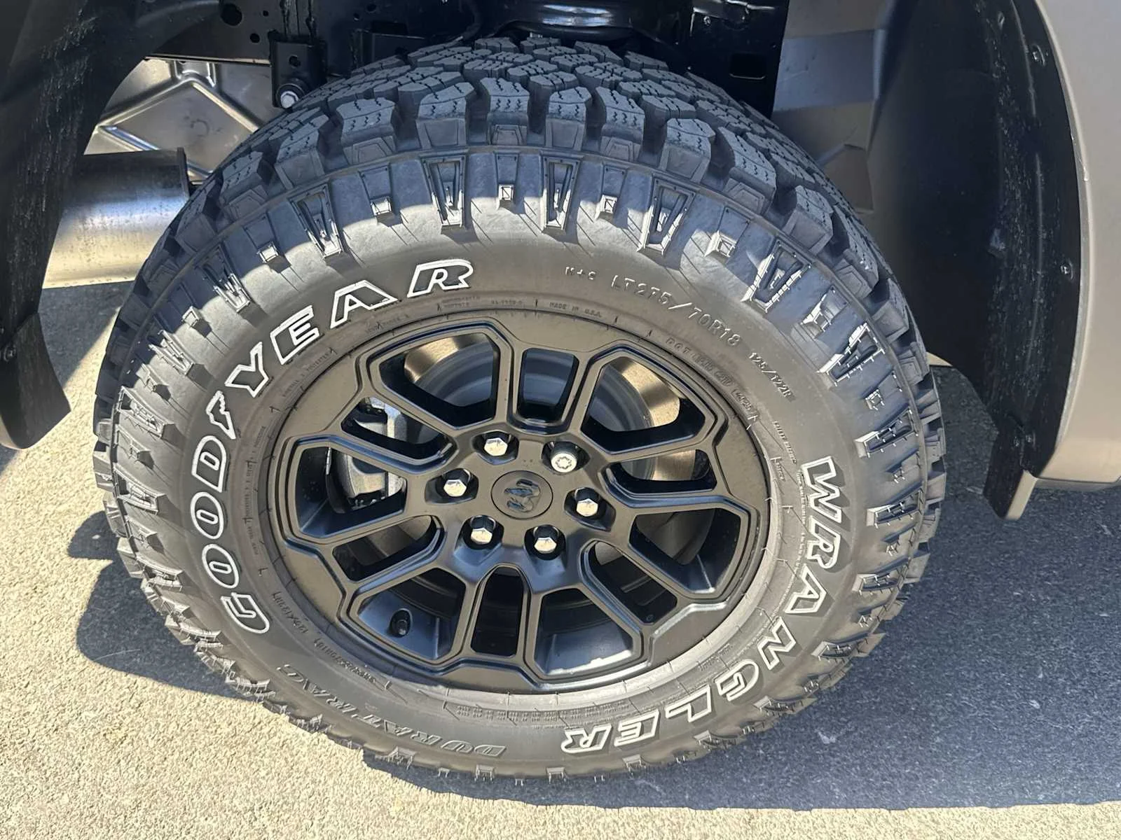 New 2026 Granite Crystal Metallic Clear-Coat Exterior Paint RAM Rebel image 12