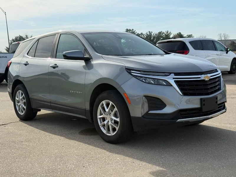 Used 2024 Sterling Gray Metallic Chevrolet AWD 4dr LT w/1LT image 8