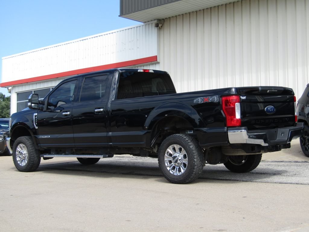 Used 2018 Black Ford XLT image 10