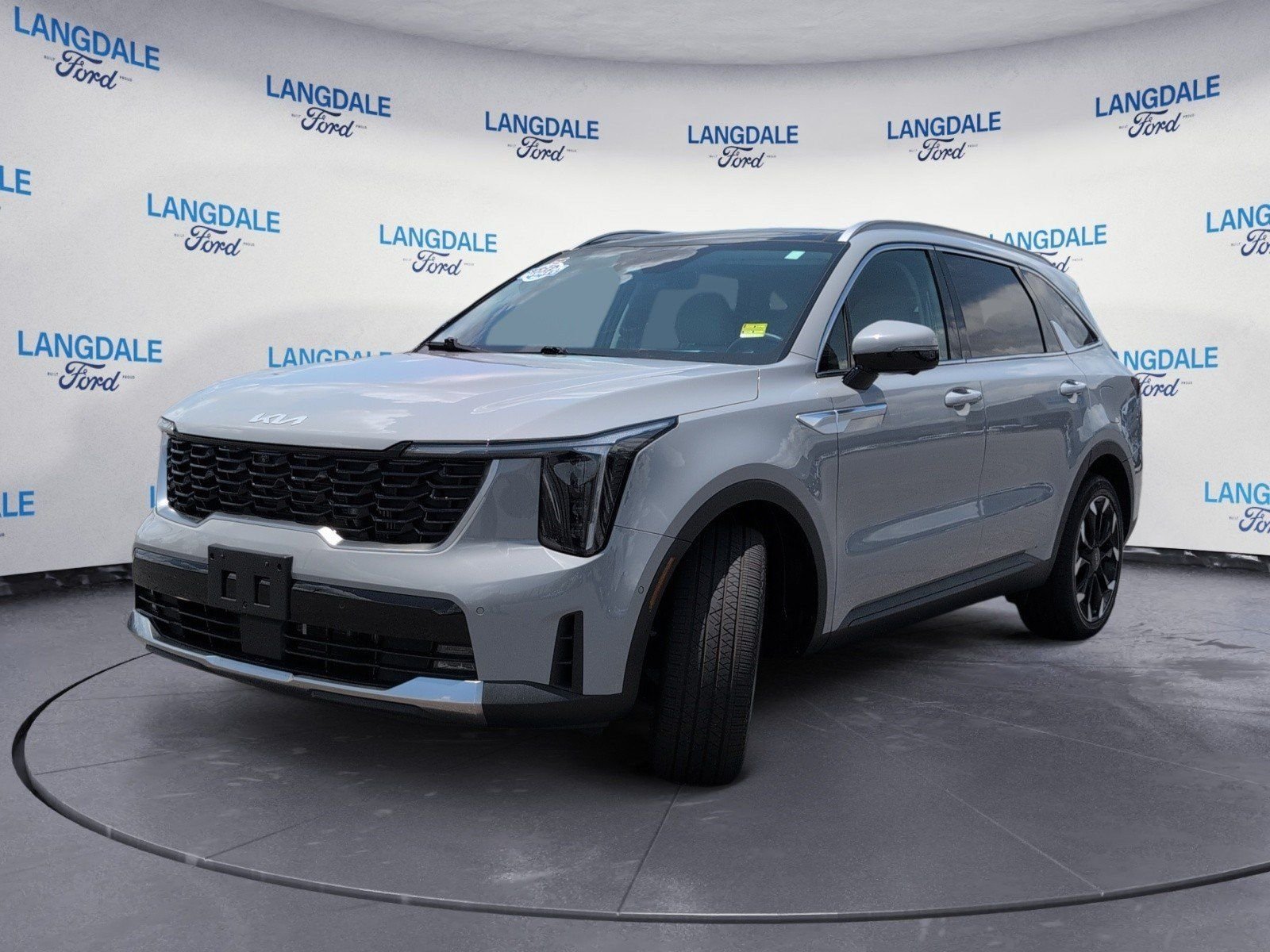 Used 2025 Wolf Gray Kia SX image 11