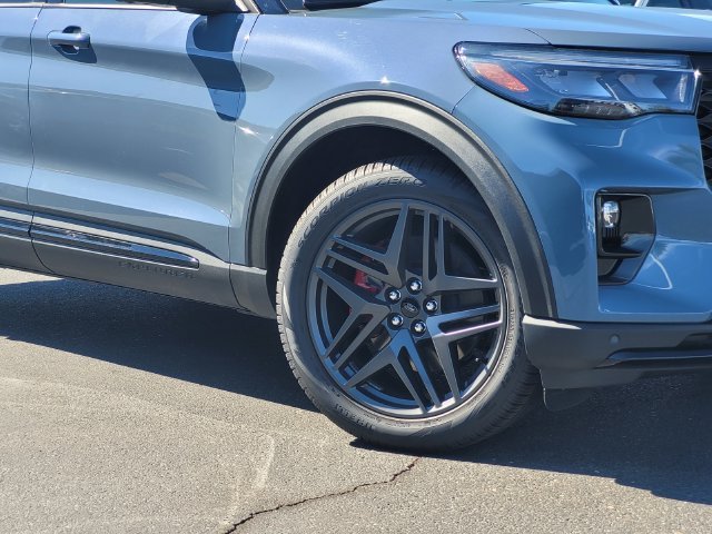 New 2026 Blue Ford ST image 2