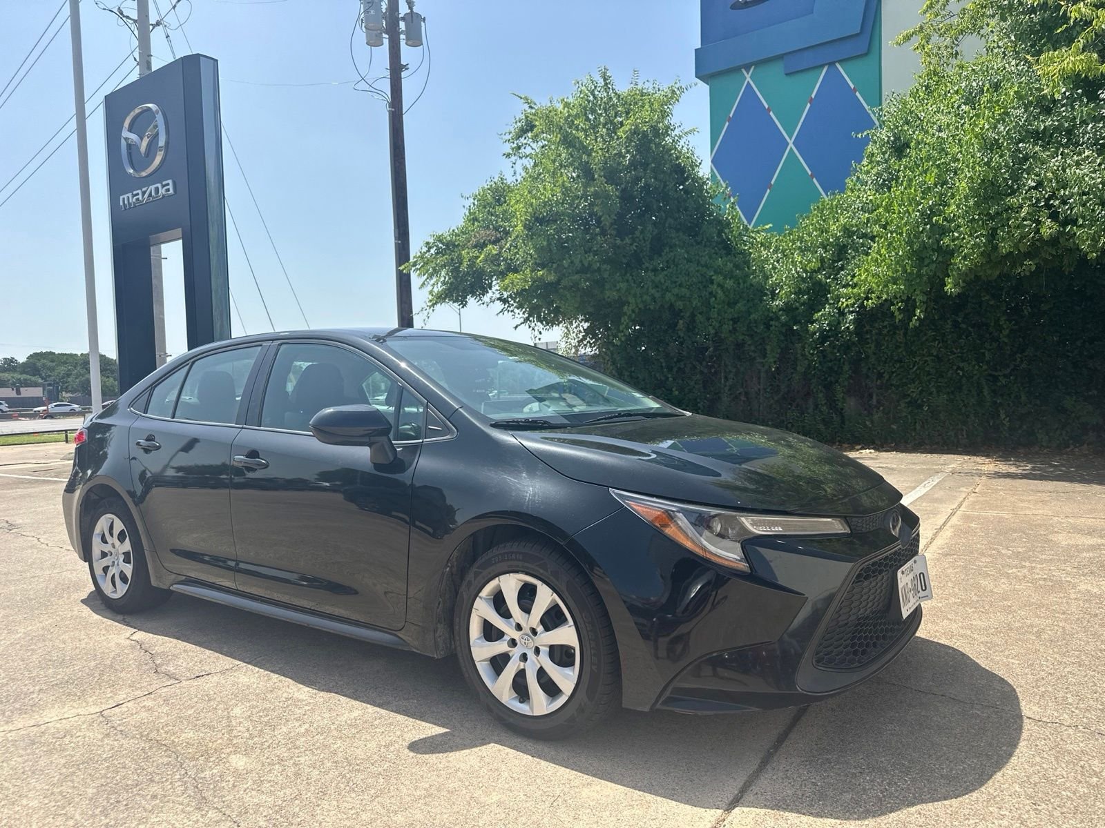 Used 2021 Toyota Corolla LE with VIN 5YFEPMAE3MP172988 for sale in Hurst, TX