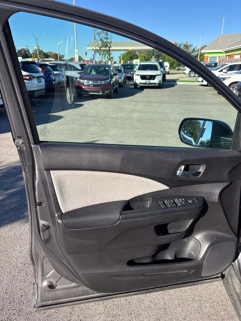 Used 2015  Honda EX image 24