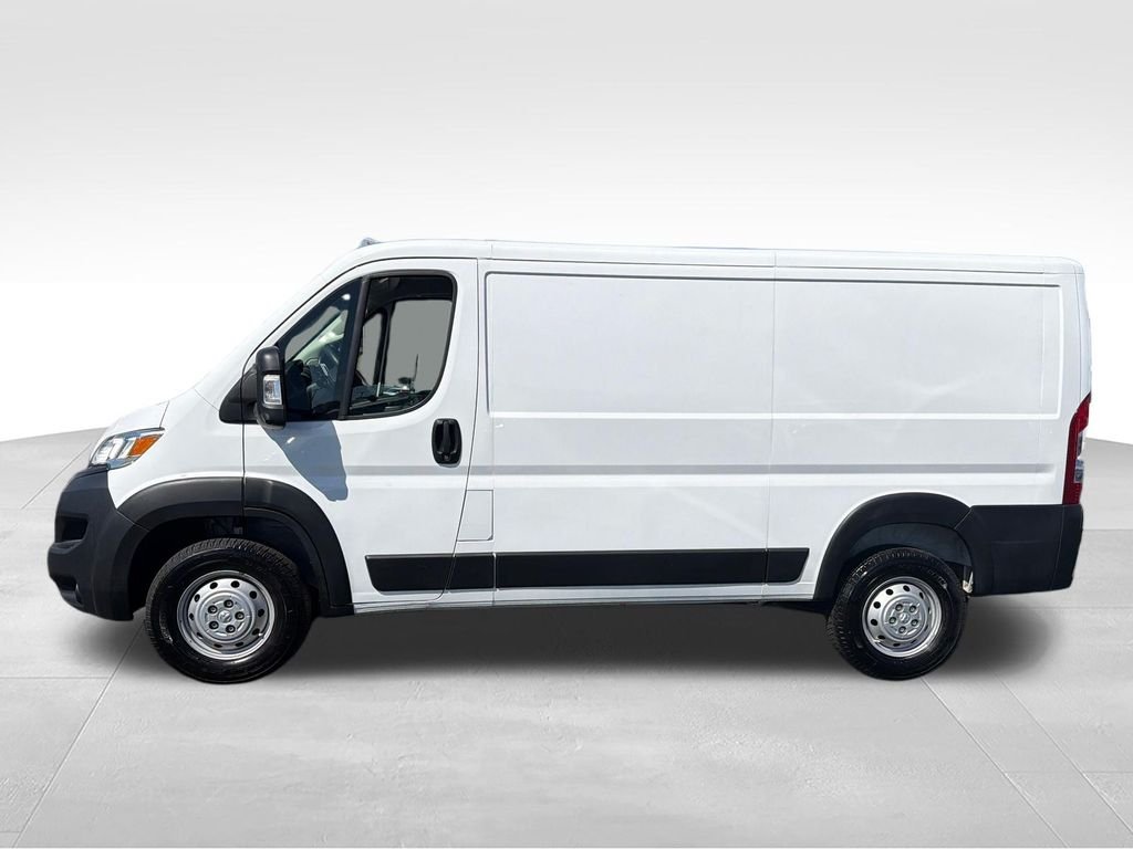 Used 2023 White Ram Low Roof image 2