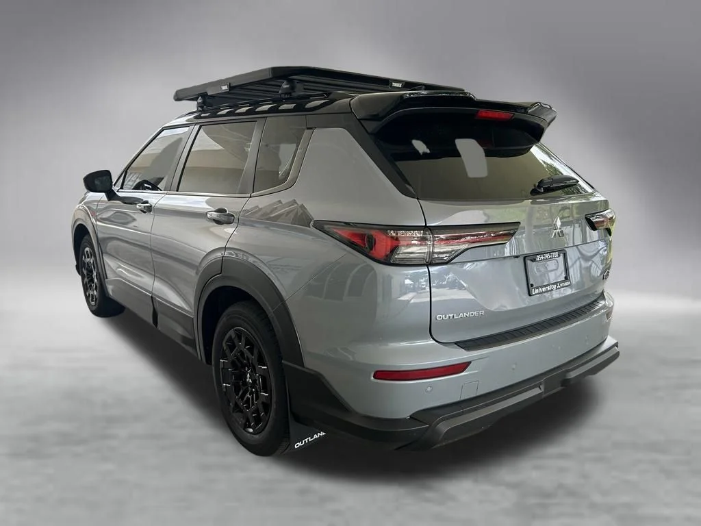 New 2026 Gray Mitsubishi Trail Edition image 4