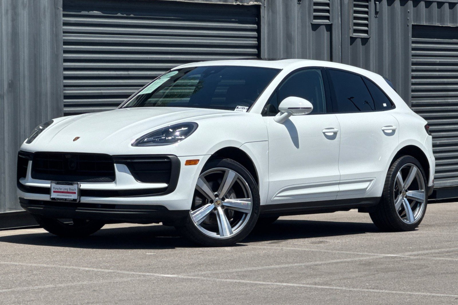 Certified Pre-Owned 2023 Macan