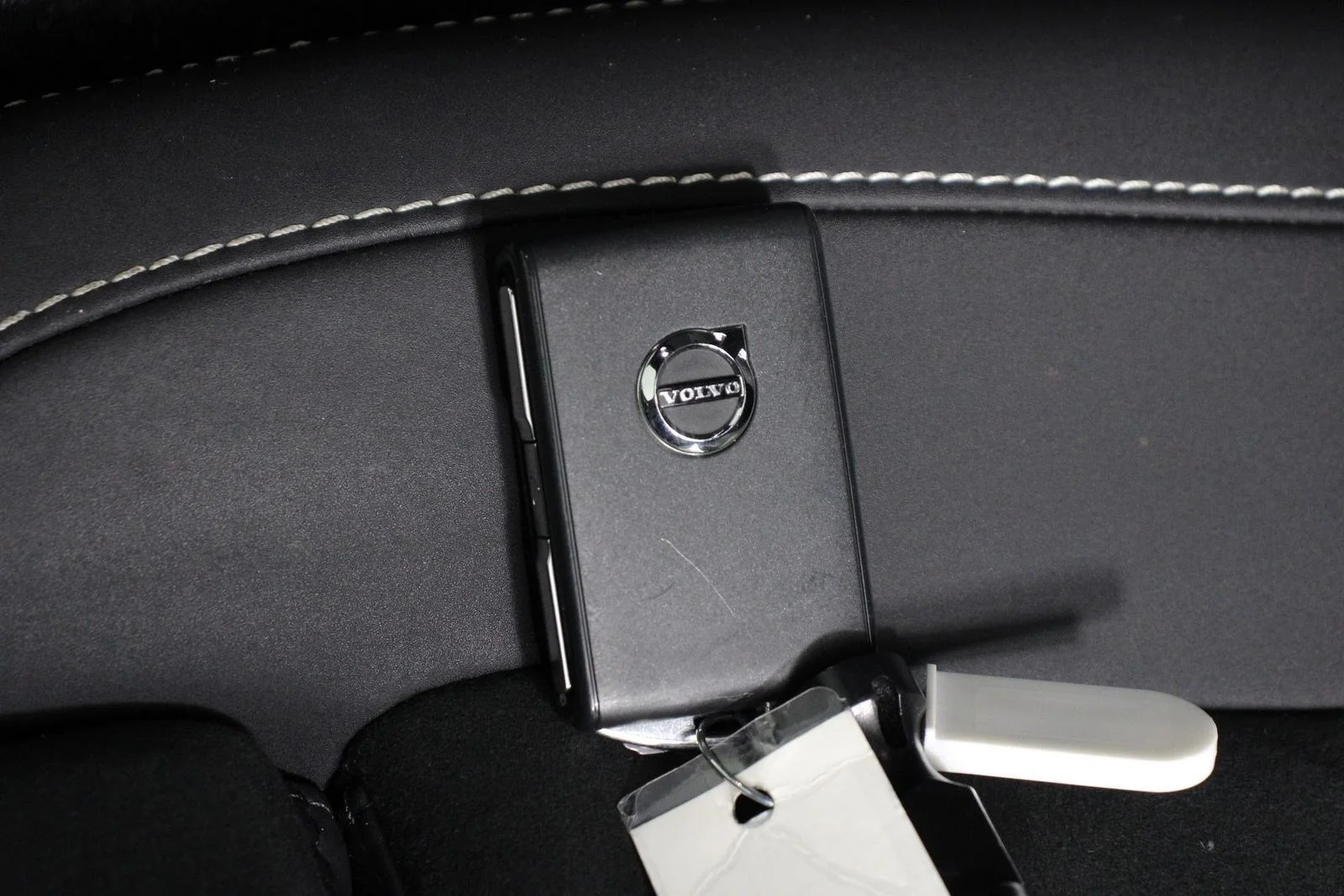 Certified Used 2023 Green Volvo Twin Plus image 31