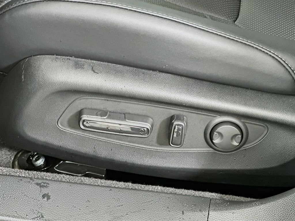 New 2026 Meteorite Gray Metallic Honda Touring Hybrid image 24