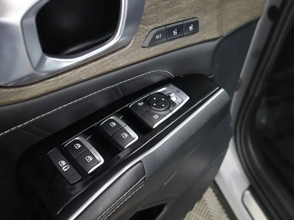 Used 2023 Gray Kia X-Line SX Prestige image 41