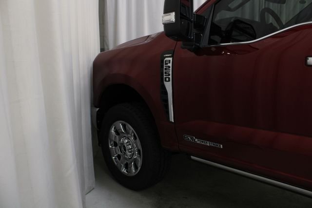 New 2026 Ruby Red Metallic Tinted Clearcoat Ford Lariat image 30