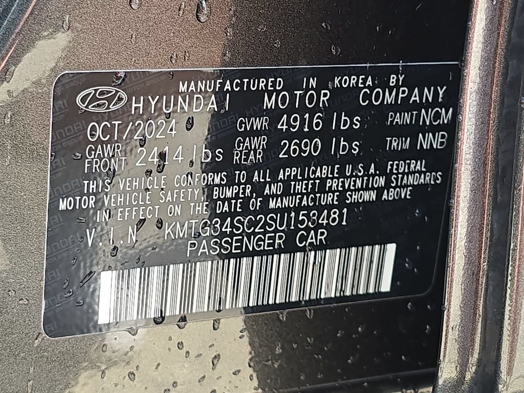 2025 GENESIS G70 Standard - Photo 15