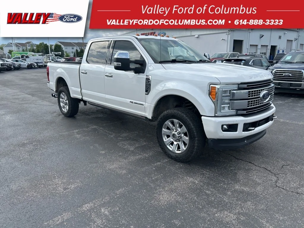 2017 Ford F-250 Platinum 4x4 Crew Cab 8' Box's photo