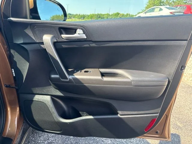 Used 2020 Brown Kia LX image 23