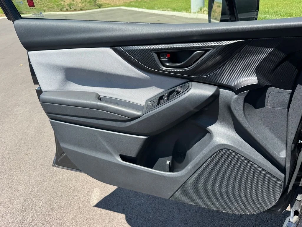 Used 2018 Gray Subaru 2.0i Premium image 17