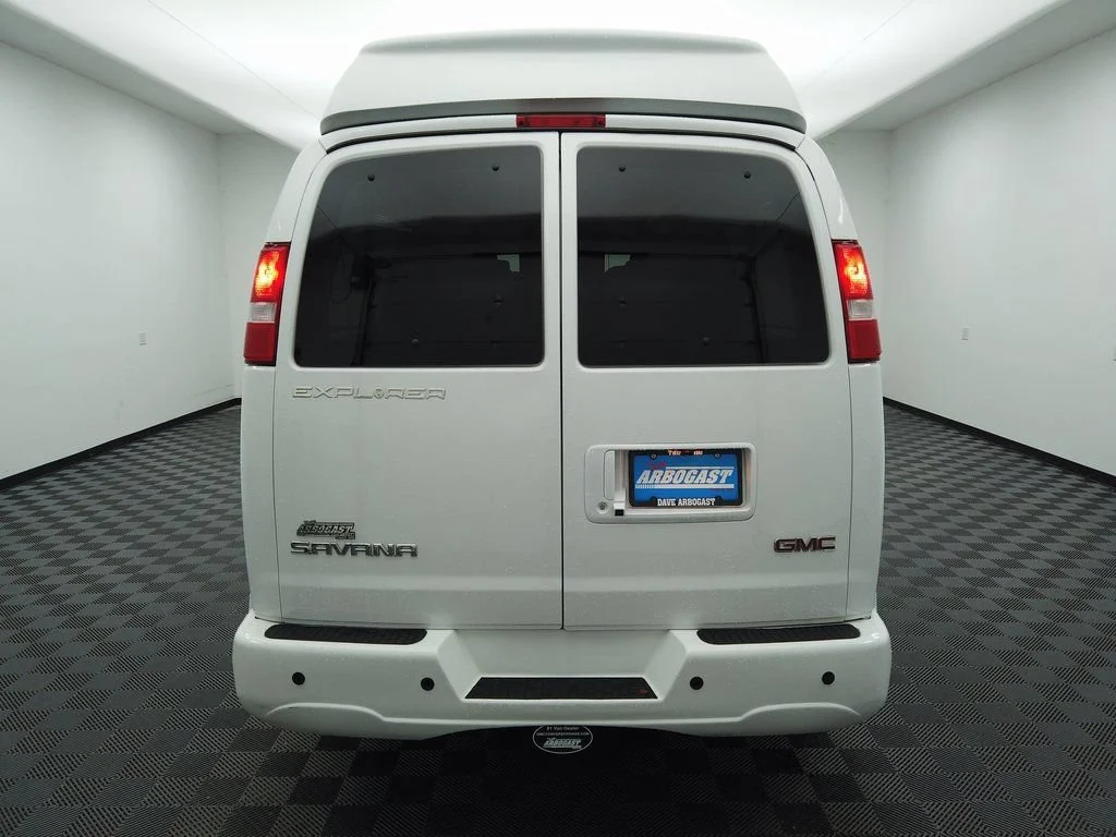 Used 2020 Summit White GMC Work Van image 4