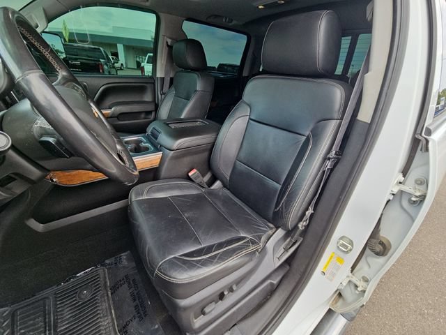 Used 2018 SUMMIT WHITE Chevrolet High Country image 17