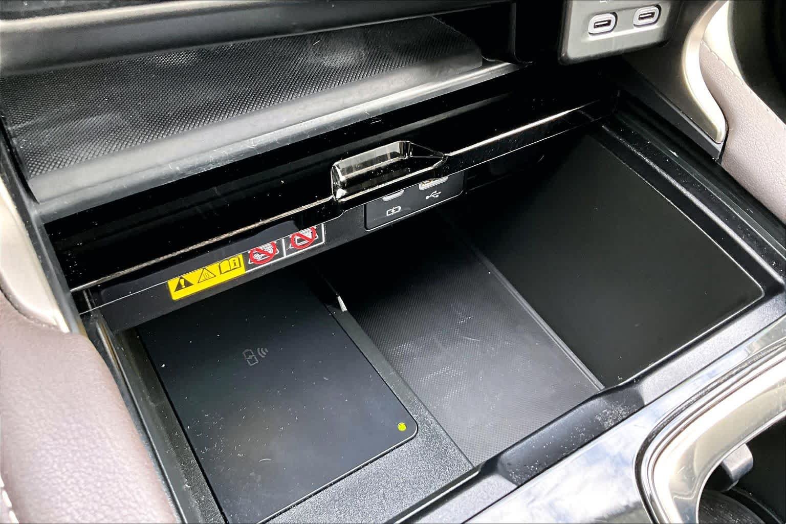 Used 2023 Iridium Lexus  image 32