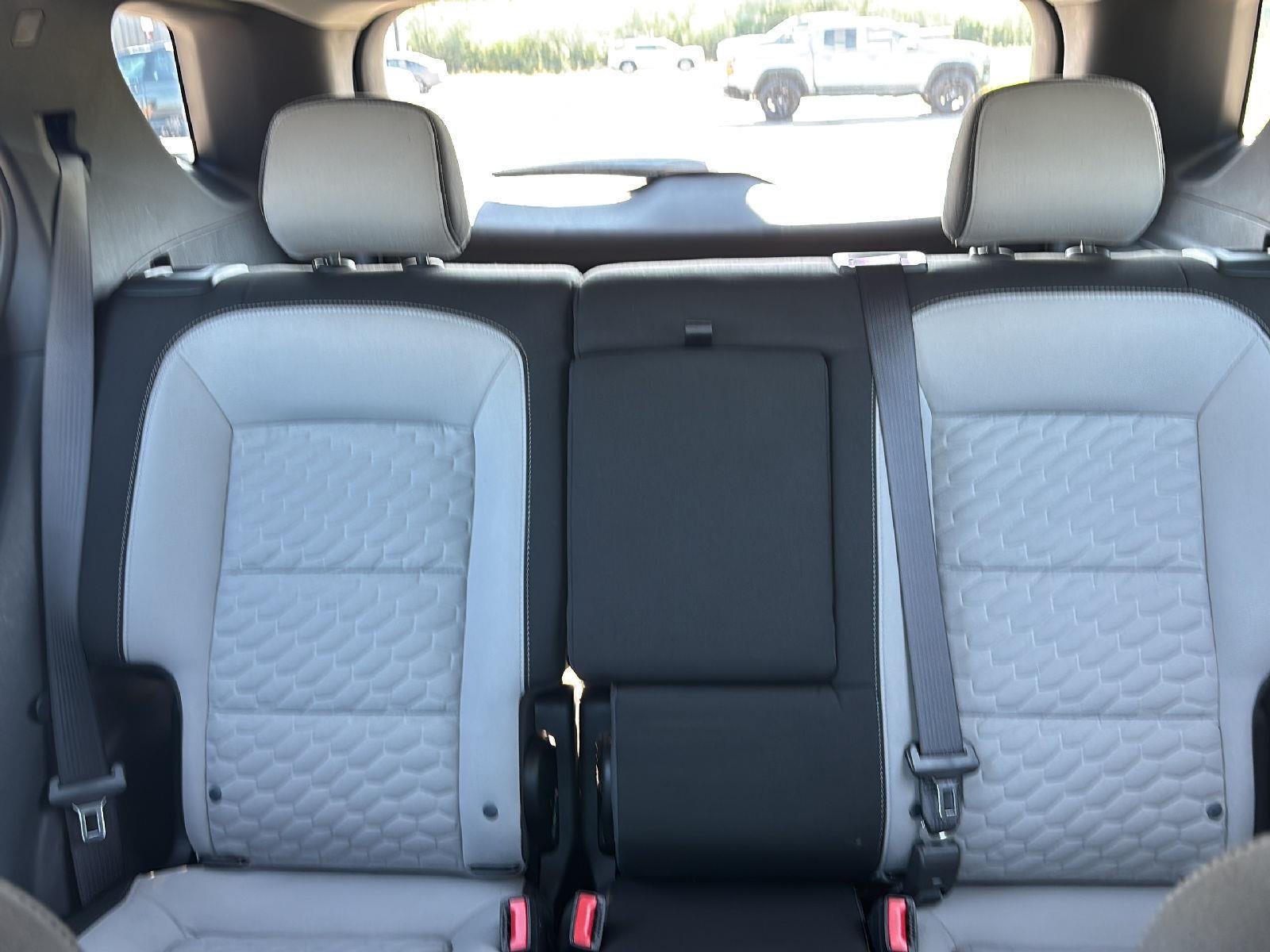Used 2021 Summit White Chevrolet LS image 19