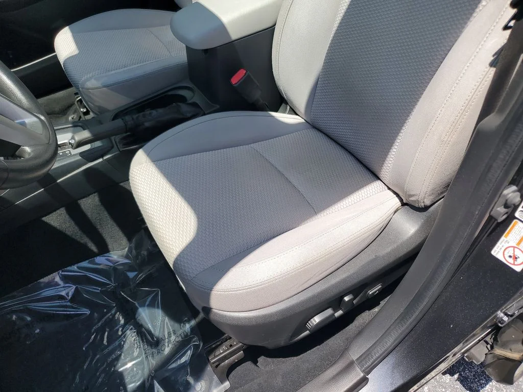 Used 2017 Gray Subaru 2.5i Premium image 21