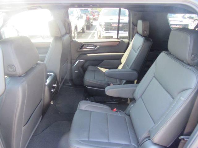 2026 GMC Yukon XL Denali - Photo 8