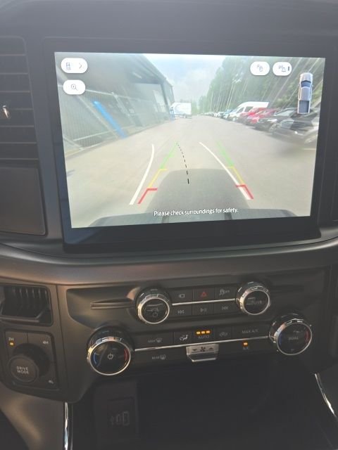 Used 2025 Gray Ford XLT image 9