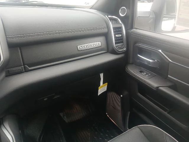New 2026 Bright White Clear-Coat Exterior Paint RAM Laramie image 35