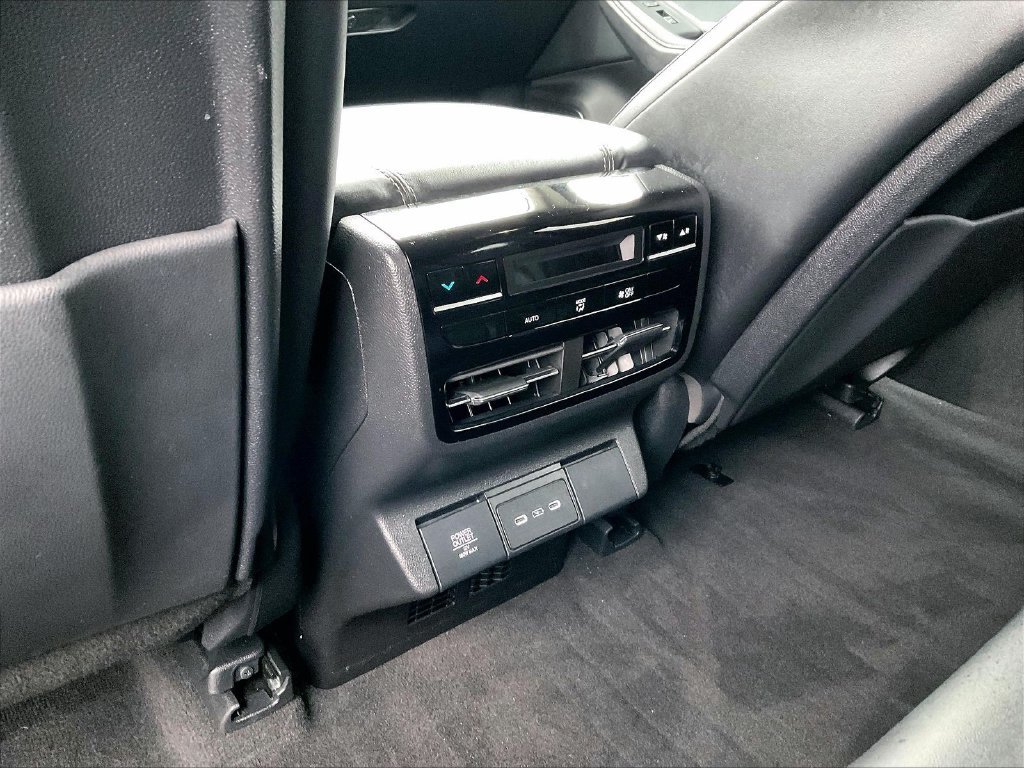 Used 2025 Black Acura Technology Package image 29