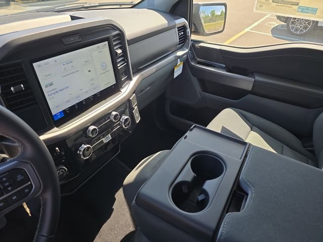New 2026 Carbonized Gray Metallic Ford XLT image 56