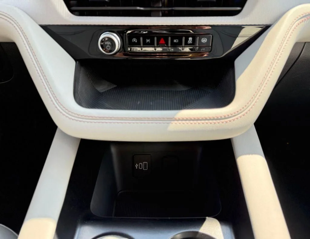 New 2026 Black Ford Active image 24