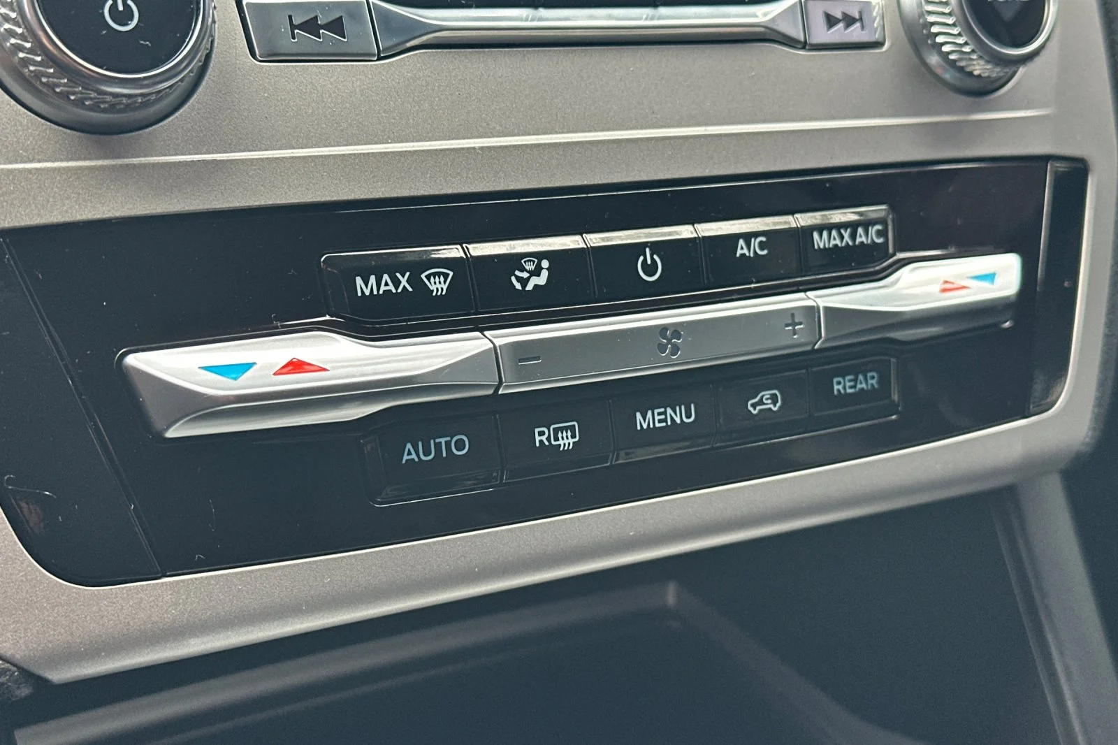 Used 2020 Gray Ford XLT image 21