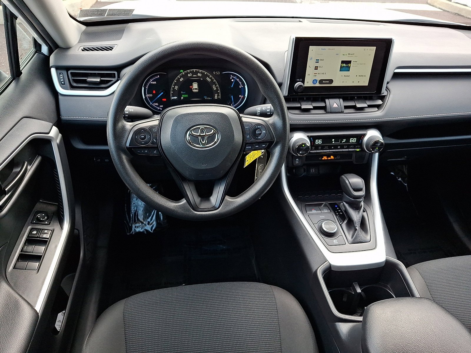 Used 2025 Ice Cap Toyota Hybrid LE image 10