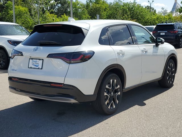New 2027 Platinum White Pearl Honda EX-L image 3