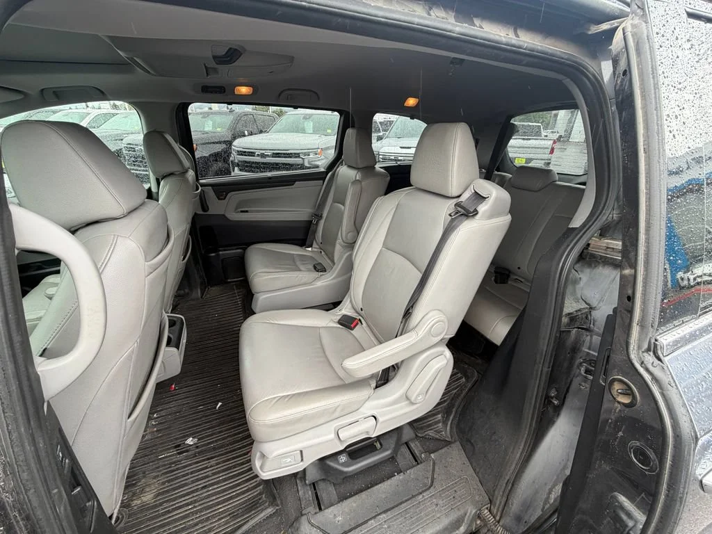 Used 2018 Gray Honda Elite image 4