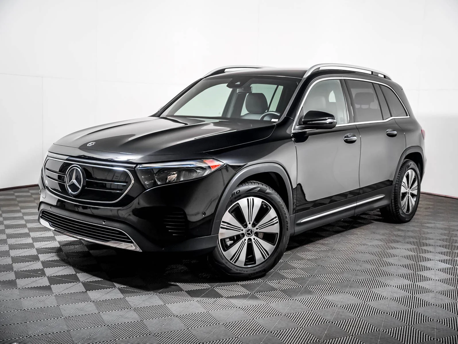 2023 Mercedes-Benz EQB