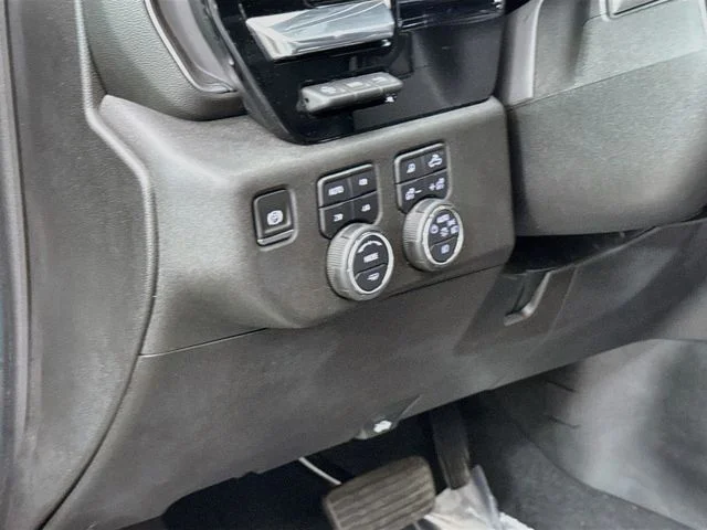 Used 2025 Gray Chevrolet LTZ image 11